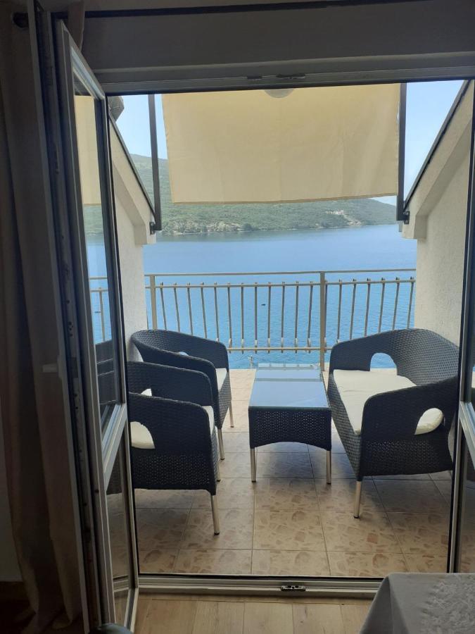 Villa Angelina كومبور المظهر الخارجي الصورة