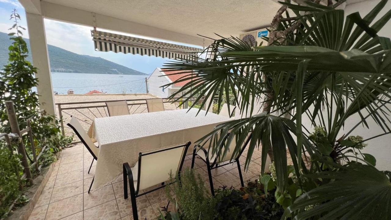 Villa Angelina كومبور المظهر الخارجي الصورة